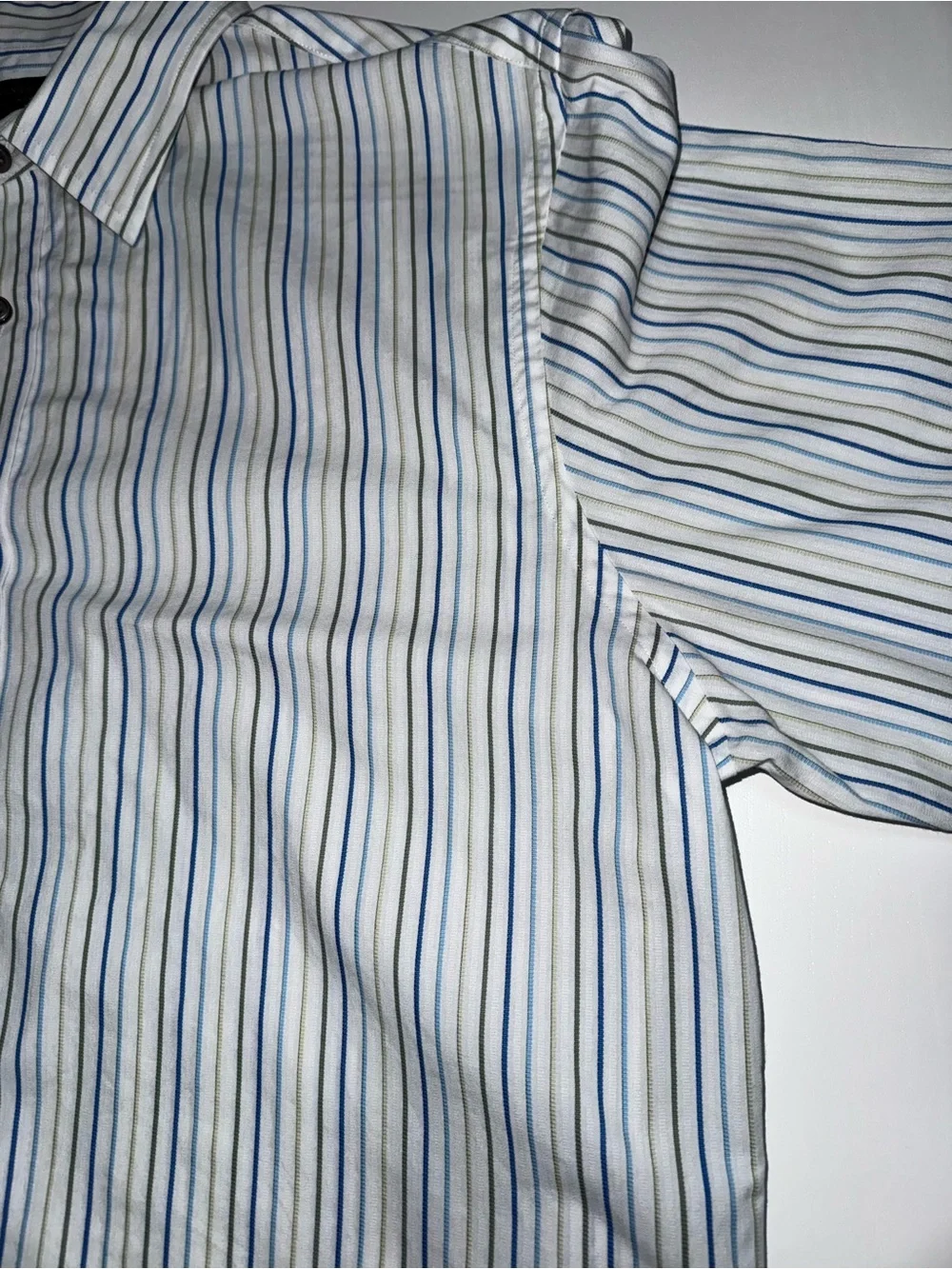 Banana Republic White Dress Shirt with Blue and Gray Stripes, 16-16,5 L